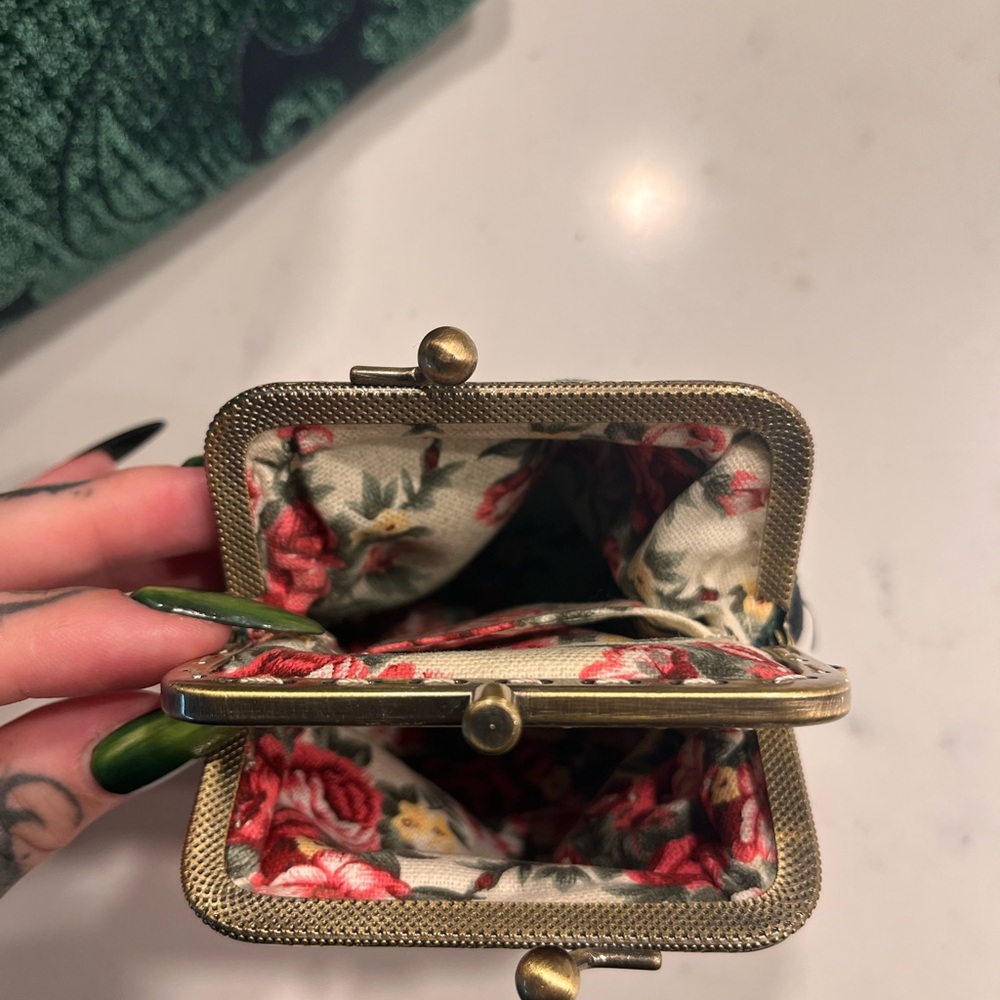 MCW carpet bag eyeglass case and coin purse - Picture 11 of 14